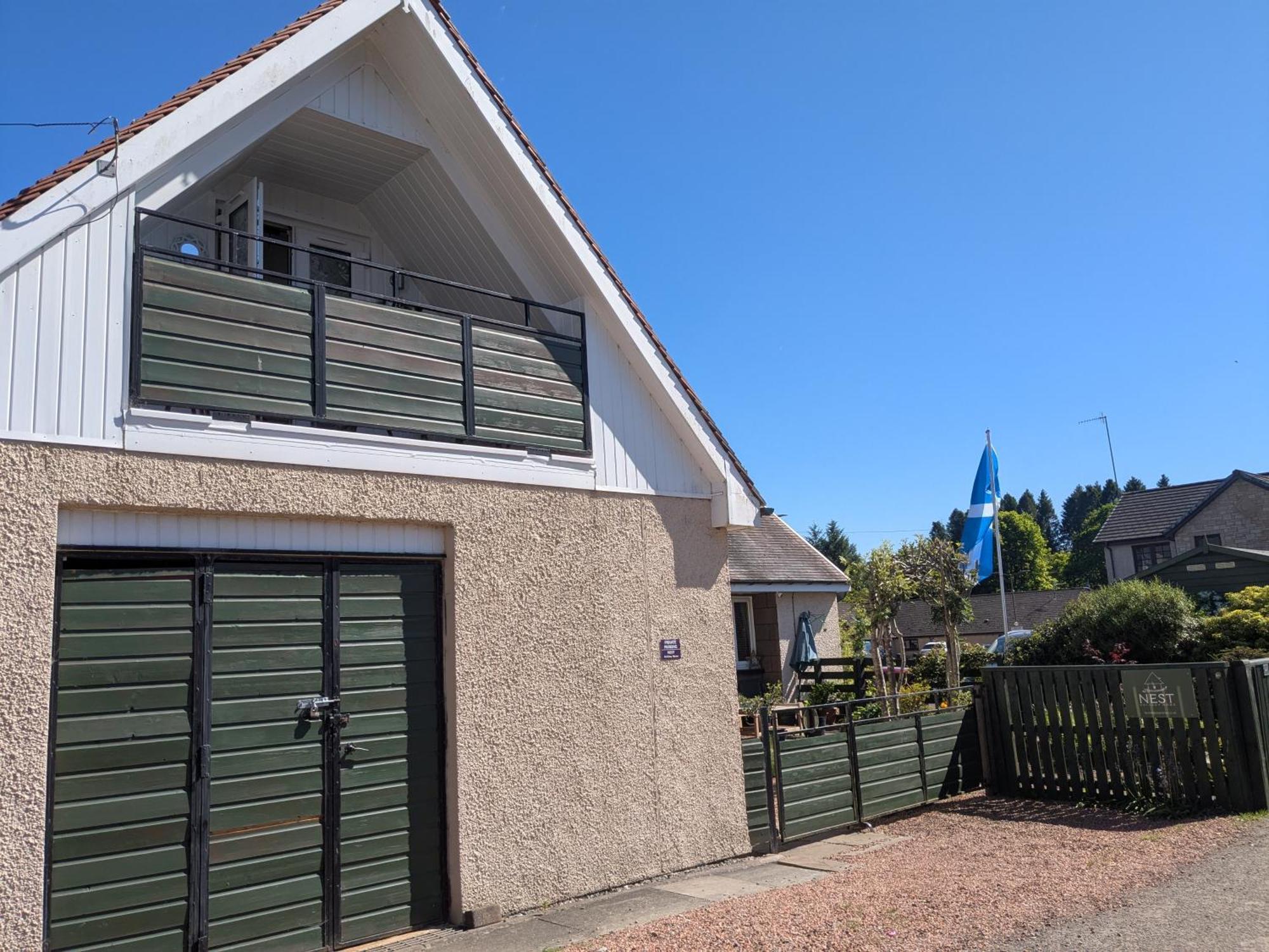 Nest Holiday Home Central Callander, Trossachs Self-Catering Экстерьер фото